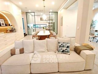 For rent 4 bedrooms house in Saphan Sung, Bangkok