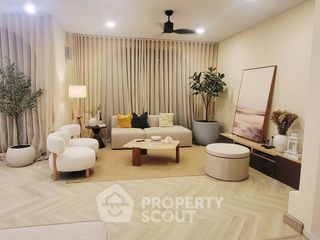 For rent 4 bedrooms house in Saphan Sung, Bangkok