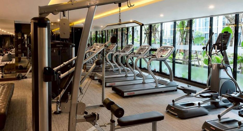 For rent 2 bedrooms condo in Khlong Toei, Bangkok