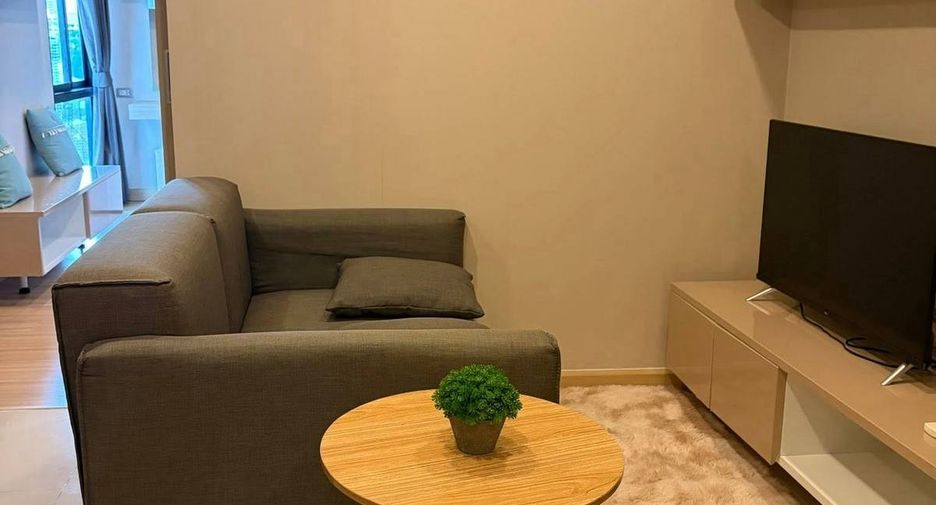 For rent 1 bed condo in Watthana, Bangkok