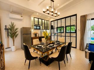 For rent 4 bedrooms villa in Bang Lamung, Chonburi
