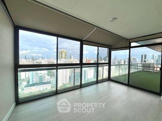 Apartment zur Miete mit 4 Zimmer in Watthana, Bangkok