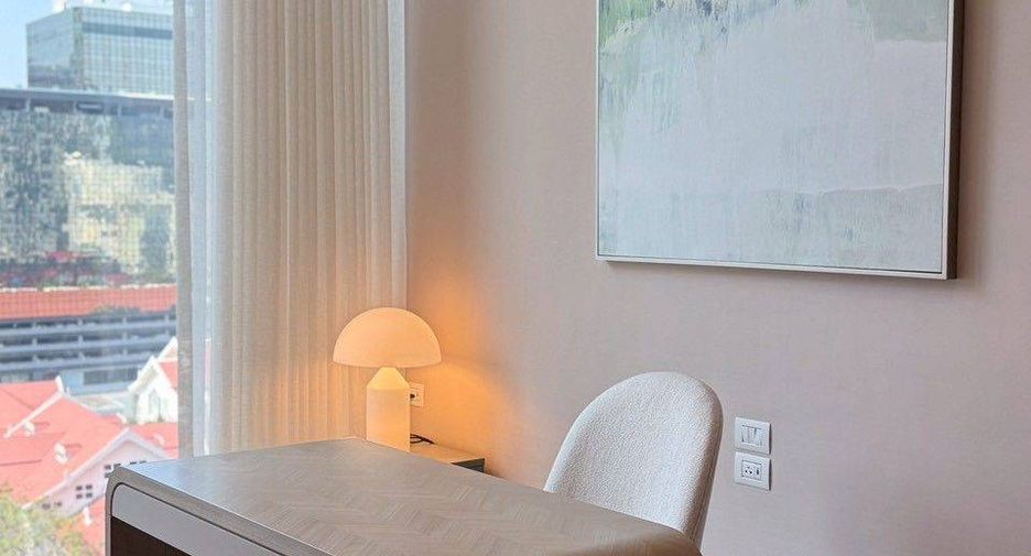 For rent 2 bedrooms condo in Pathum Wan, Bangkok
