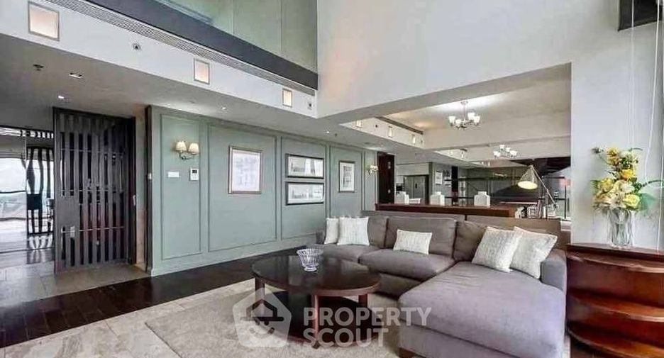 Condo en alquiler de 4 habitaciones en Sathon, Bangkok