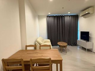 Wohnung zur Miete mit 2 Zimmer in Phra Khanong, Bangkok