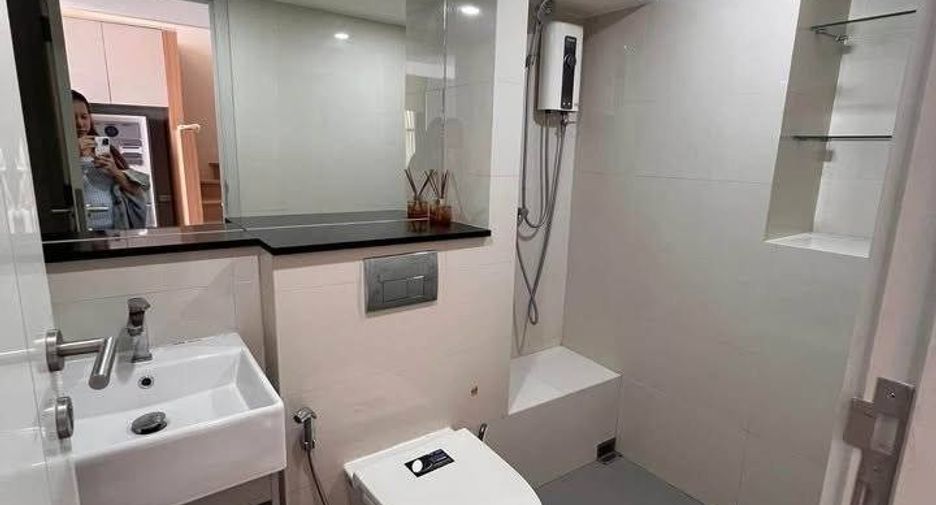 For rent 1 bed condo in Sathon, Bangkok