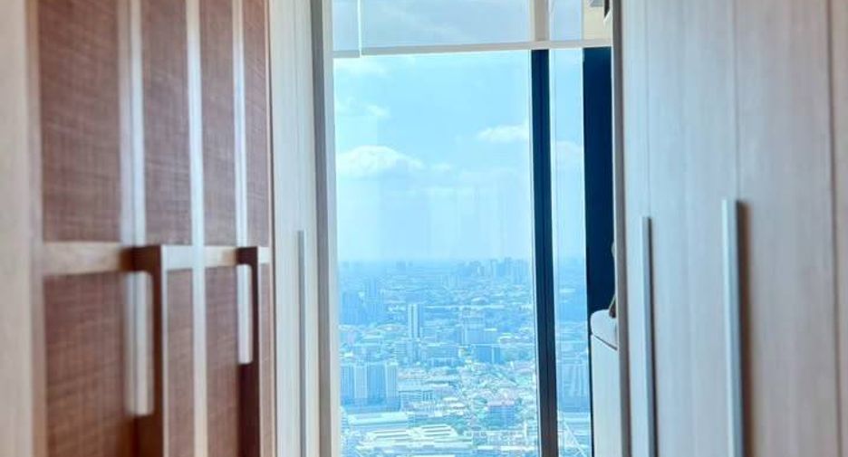 For rent 2 bedrooms condo in Bang Kho Laem, Bangkok