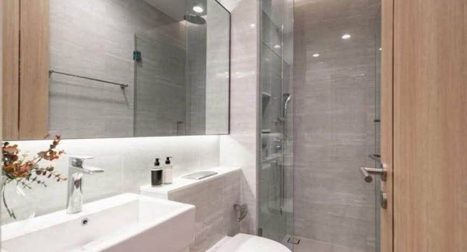 For rent 2 bedrooms condo in Sathon, Bangkok