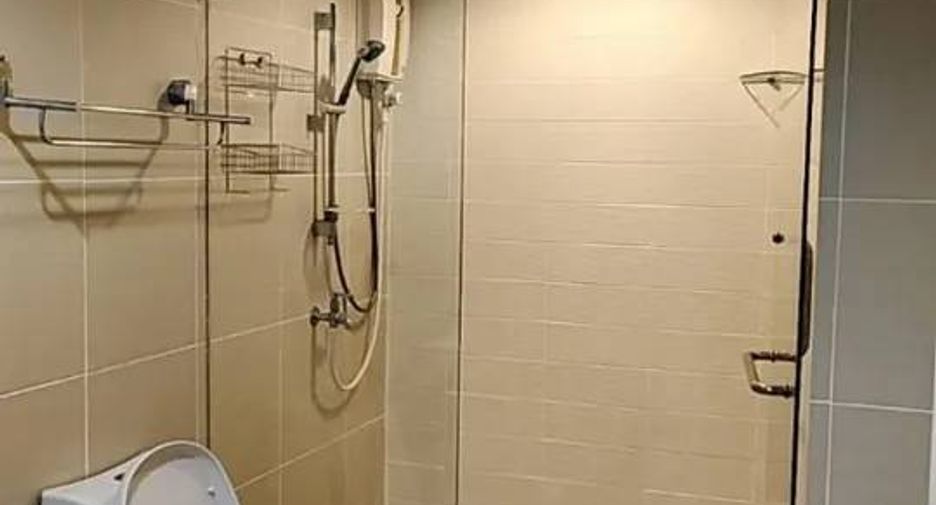 For rent 1 bed condo in Huai Khwang, Bangkok