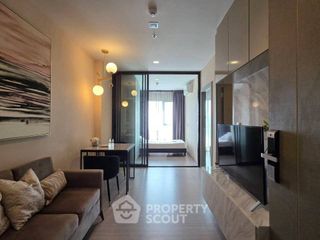 À louer 2 chambres condo à Huai Khwang, Bangkok