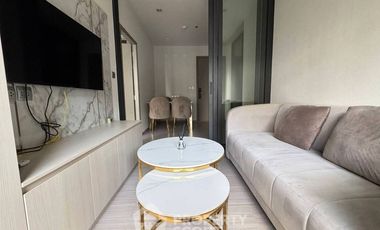 Condo en alquiler de 1 habitaciones en Huai Khwang, Bangkok