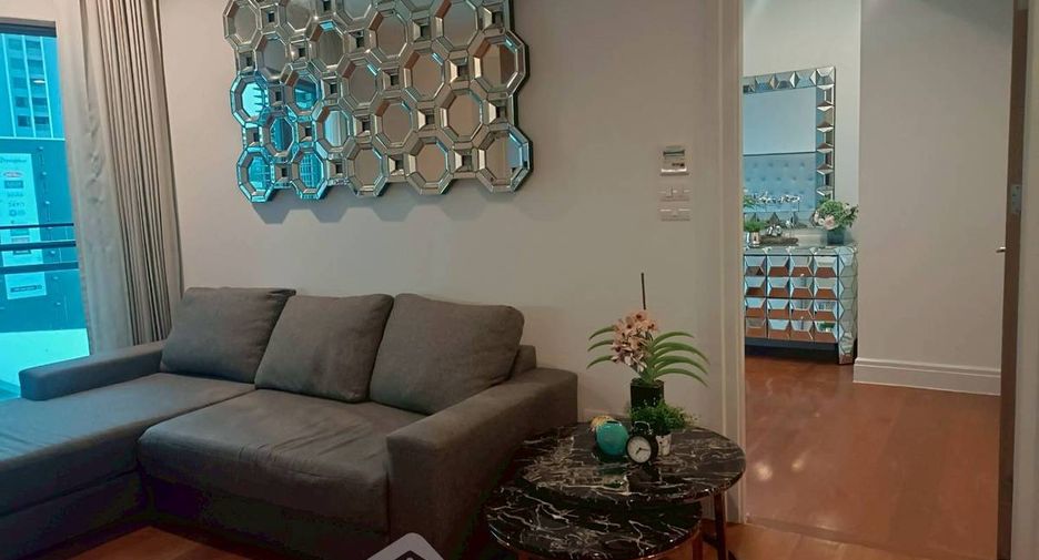 For rent 2 bedrooms condo in Khlong Toei, Bangkok