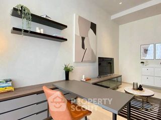 For rent 2 bedrooms condo in Bang Rak, Bangkok