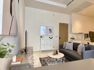 For rent 2 bedrooms condo in Bang Rak, Bangkok
