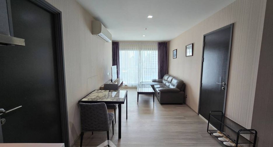 For rent 2 bedrooms condo in Ratchathewi, Bangkok