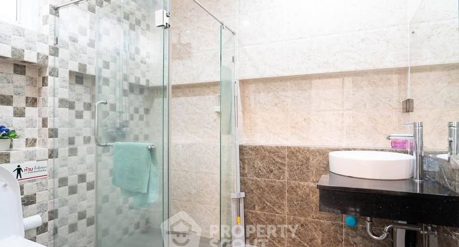 Haus zur Miete mit 3 Zimmer in Huay Yai, Pattaya