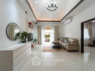 Haus zur Miete mit 3 Zimmer in Bang Lamung, Chonburi