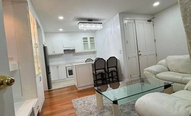 Wohnung zur Miete mit 2 Zimmer in Pathum Wan, Bangkok