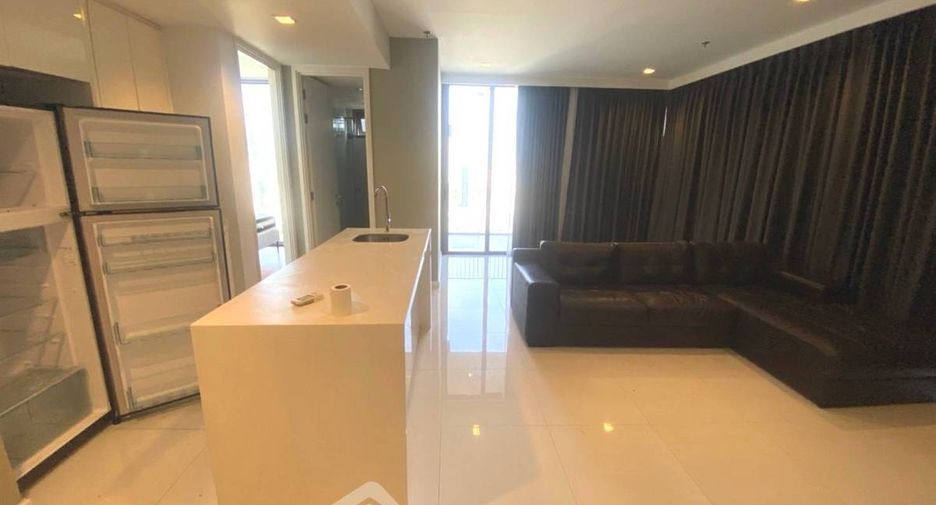 For rent 2 ベッドルーム condo in Sathon, Bangkok