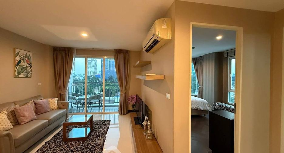 For rent 1 bed condo in Khlong Toei, Bangkok