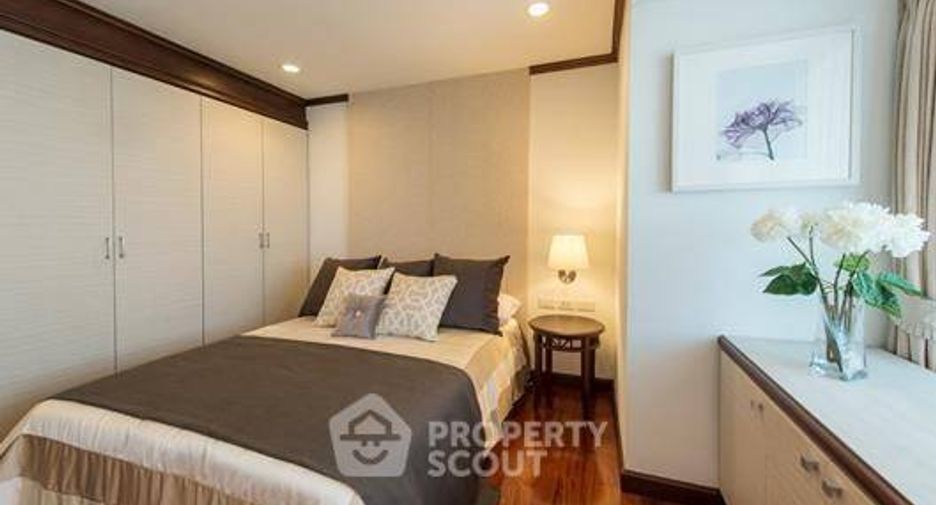 Аренда 4 спальни апартаменты в Кхлонг Тоеи, Бангкок