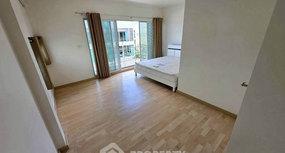 Reihenhaus zur Miete mit 3 Zimmer in Suan Luang, Bangkok