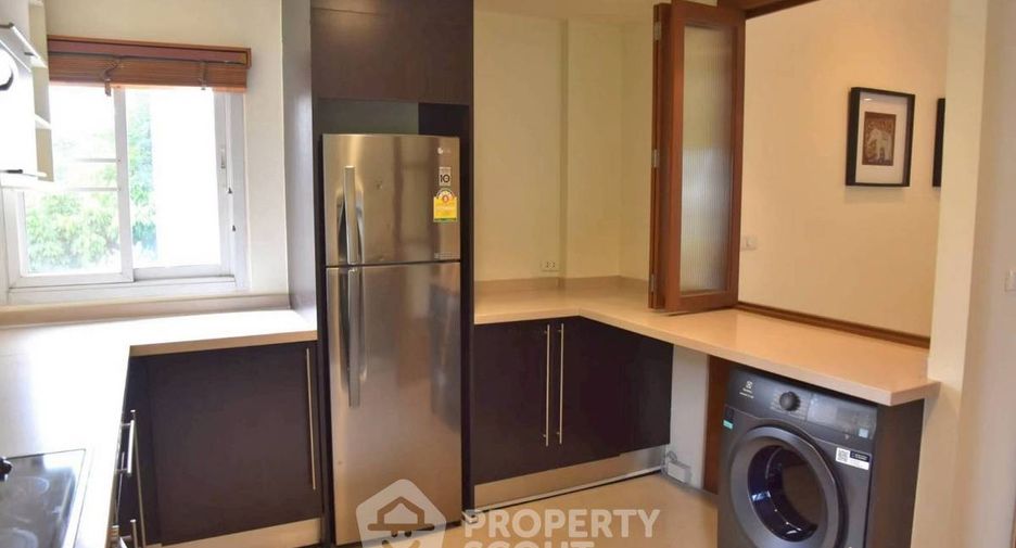 For rent 3 ベッドルーム apartment in Sathon, Bangkok