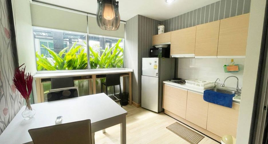 For rent 1 bed condo in Huai Khwang, Bangkok