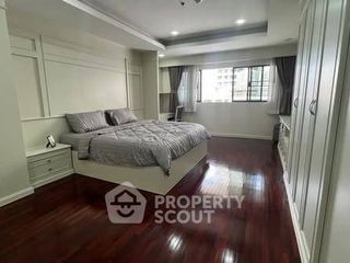 For rent 2 bedrooms apartment in Khlong Toei, Bangkok