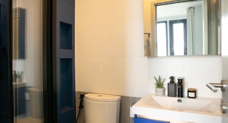 Condo en alquiler de 1 habitaciones en Watthana, Bangkok