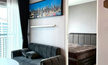 Wohnung zur Miete mit 2 Zimmer in Huai Khwang, Bangkok