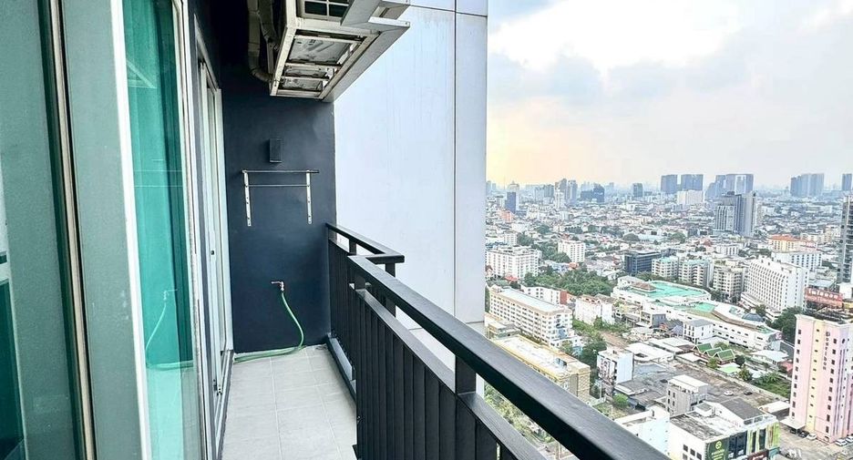 Wohnung zur Miete mit 2 Zimmer in Huai Khwang, Bangkok