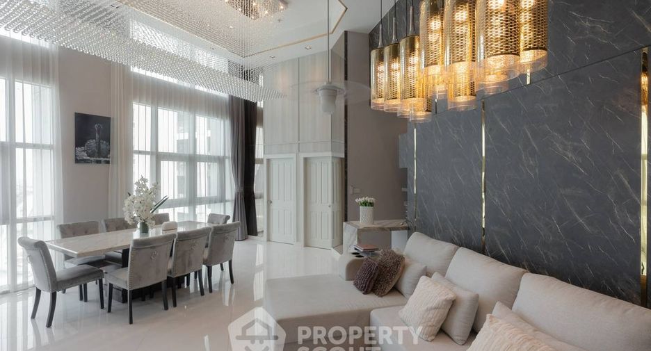 For rent 2 bedrooms condo in Huai Khwang, Bangkok