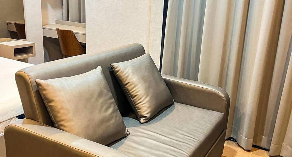 Wohnung zur Miete mit 1 Zimmer in Bang Rak, Bangkok