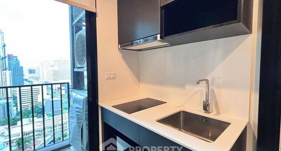 Condo en alquiler de 1 habitaciones en Huai Khwang, Bangkok