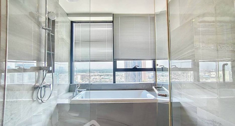 For rent 1 bed condo in Khlong Toei, Bangkok