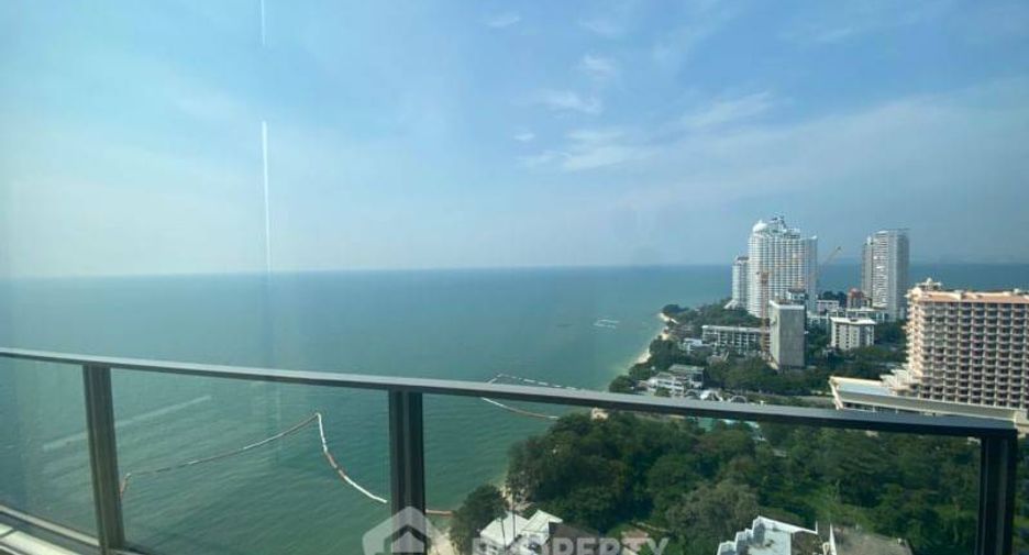 For rent 3 bedrooms condo in Bang Lamung, Chonburi
