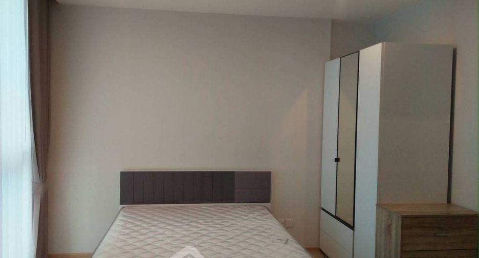 À louer 2 chambres condo à Huai Khwang, Bangkok