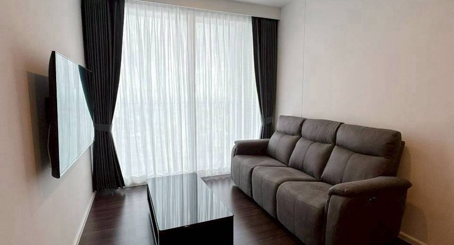 Condo en alquiler de 2 habitaciones en Bang Na, Bangkok