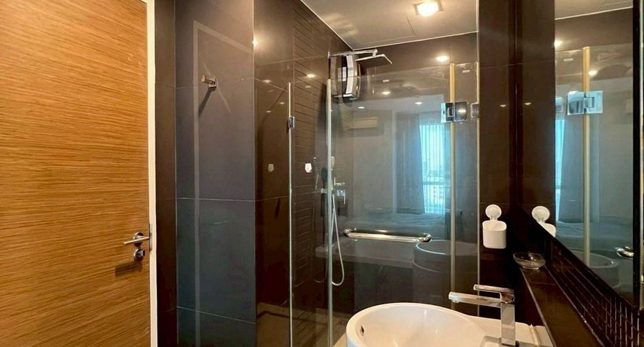 Wohnung zur Miete mit 1 Zimmer in Phra Khanong, Bangkok