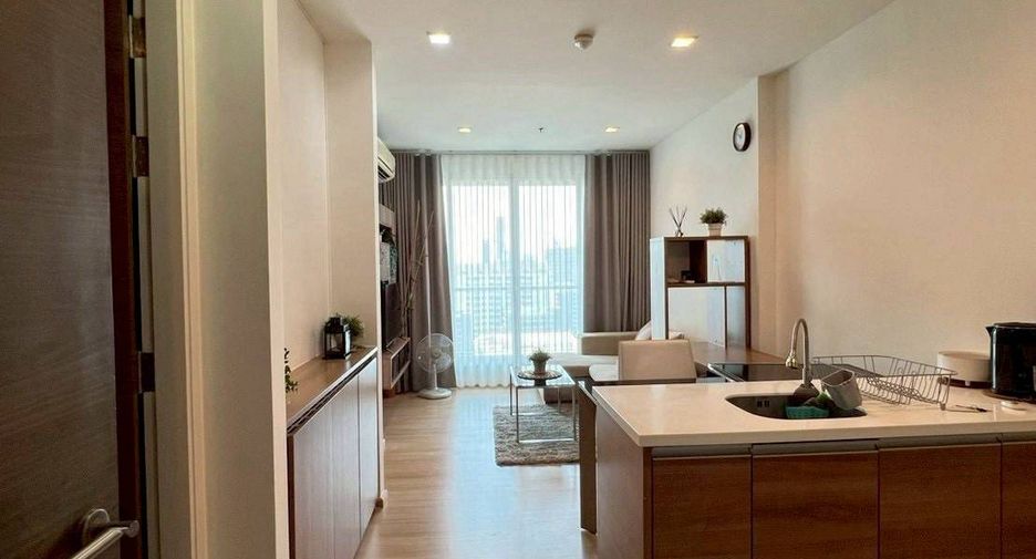 Wohnung zur Miete mit 1 Zimmer in Phra Khanong, Bangkok