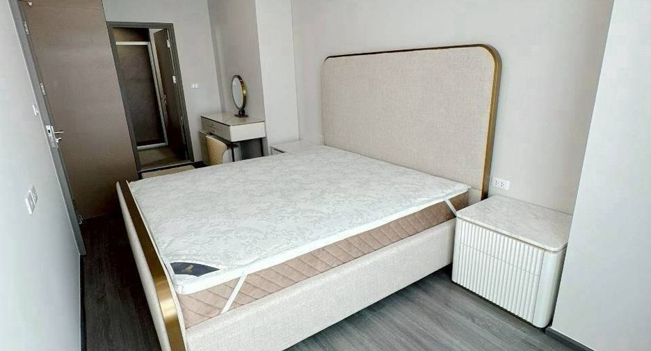 Wohnung zur Miete mit 2 Zimmer in Khlong Toei, Bangkok