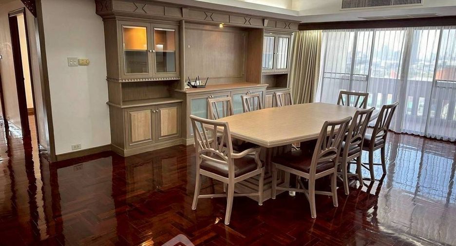Apartment zur Miete mit 3 Zimmer in Watthana, Bangkok