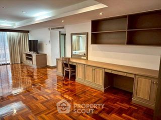 Apartment zur Miete mit 3 Zimmer in Watthana, Bangkok