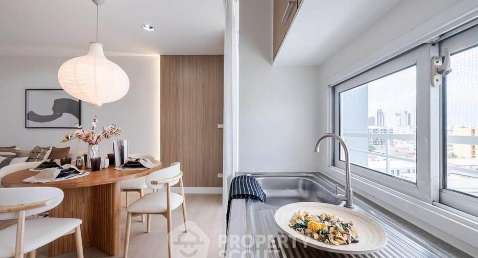 For sale 2 bedrooms condo in Khlong Toei, Bangkok