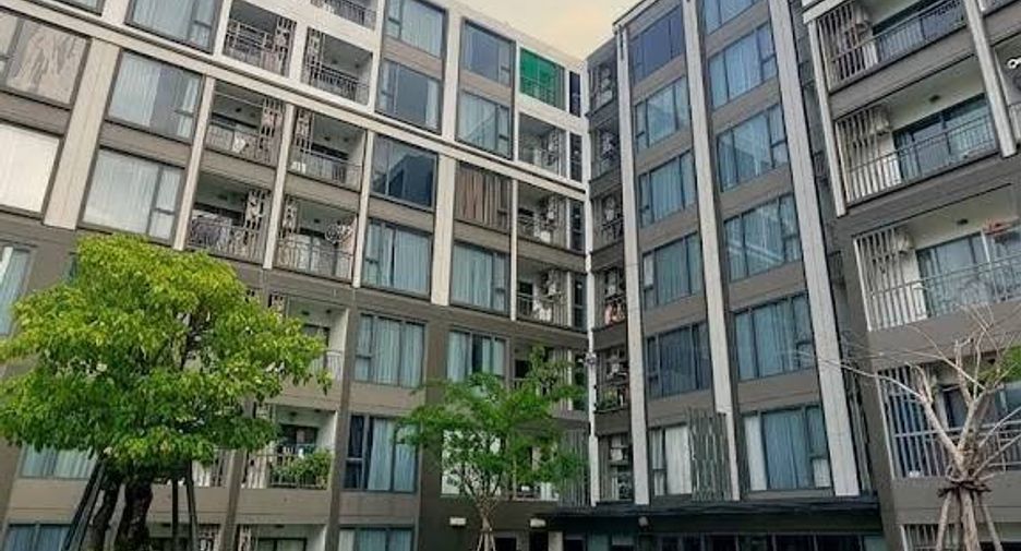 For sale 1 bed condo in Bang Na, Bangkok