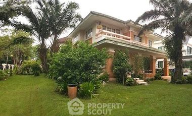 Casa en venta de 4 habitaciones en Thawi Watthana, Bangkok