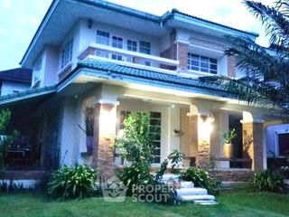 Casa en venta de 4 habitaciones en Thawi Watthana, Bangkok