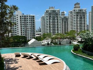 Condo en venta de 2 habitaciones en Huai Khwang, Bangkok