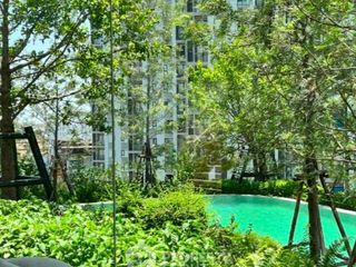 Condo en venta de 2 habitaciones en Huai Khwang, Bangkok